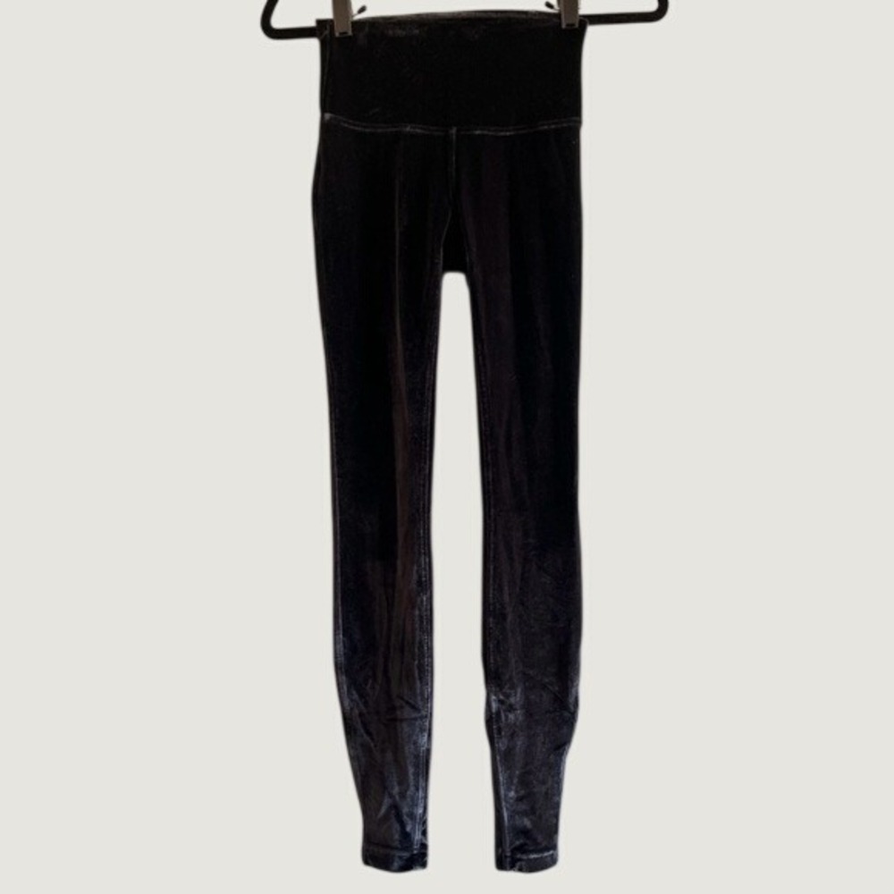 Lululemon Women's High Waist Wunder Lounge Velvet Leggings‎ Navy Size 4